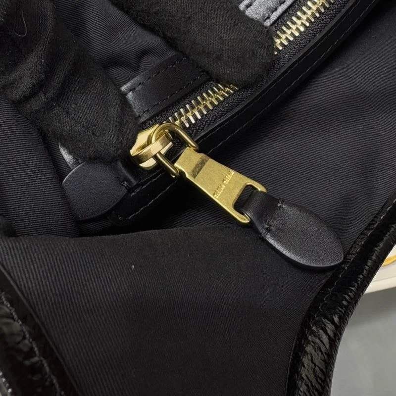 Miu Miu Shopping Bags EasyMatch 43531