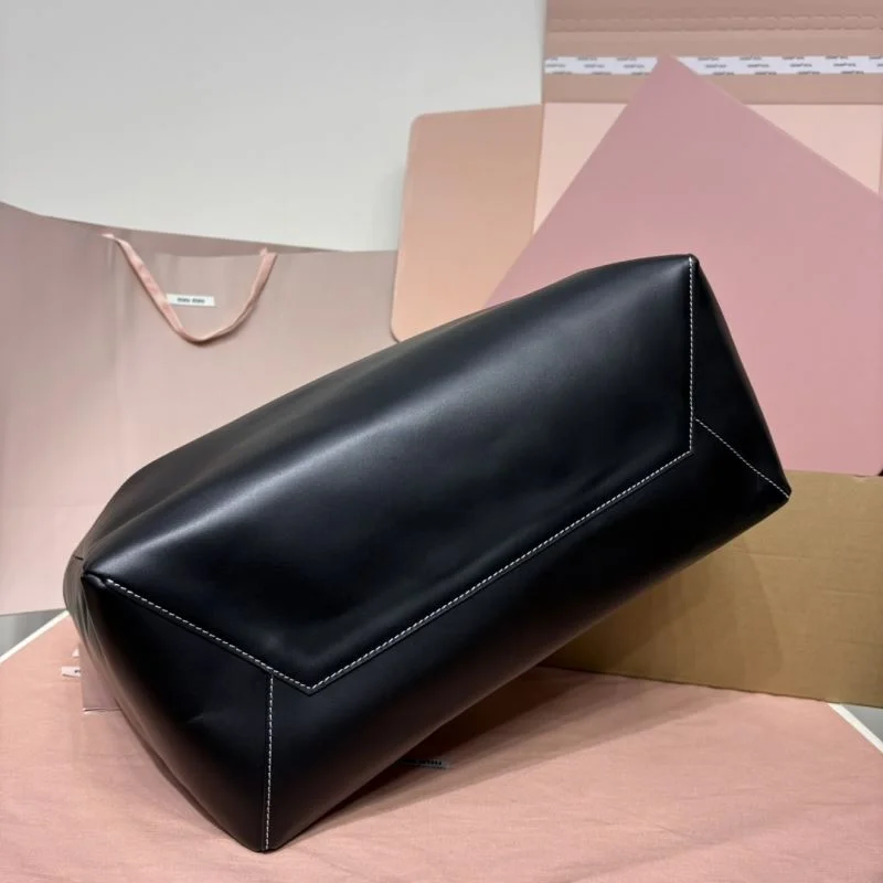 Classic Miu Miu Shopping Bags 43524