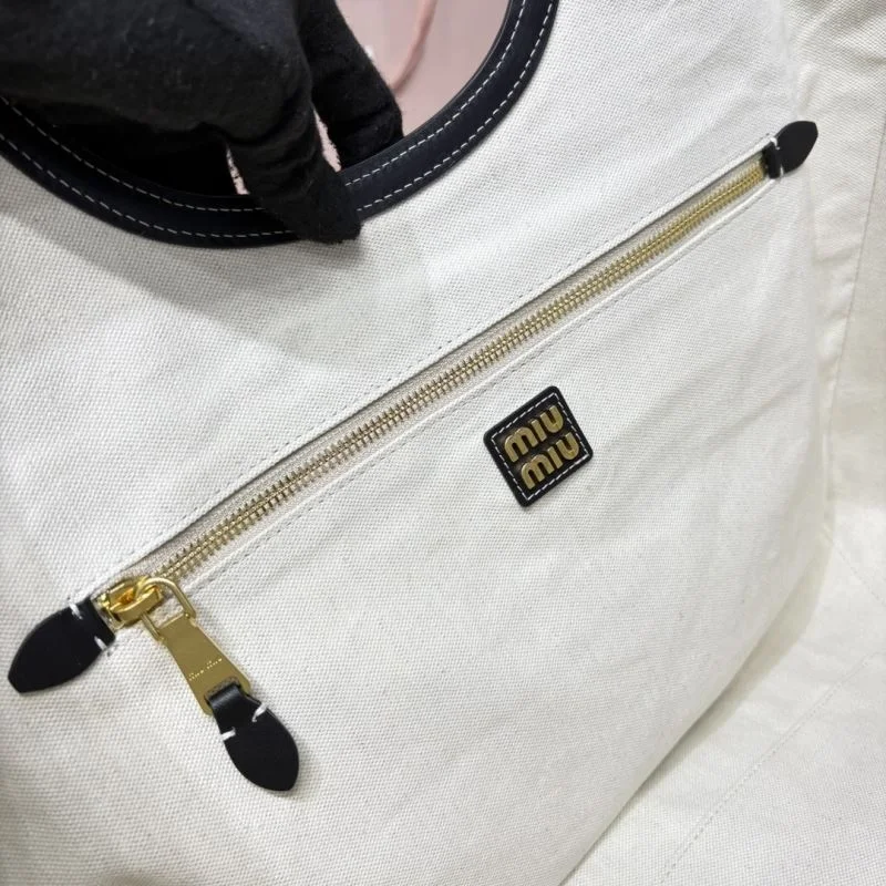 Classic Miu Miu Shopping Bags 43524