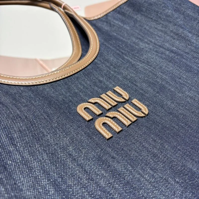 Miu Miu Shopping Bags WaterResistant 43522