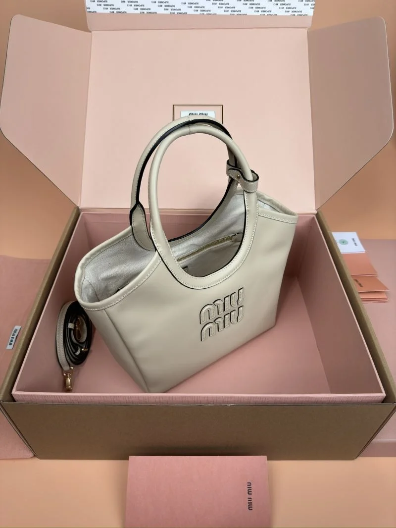 Miu Miu Shopping Bags Snug 56005