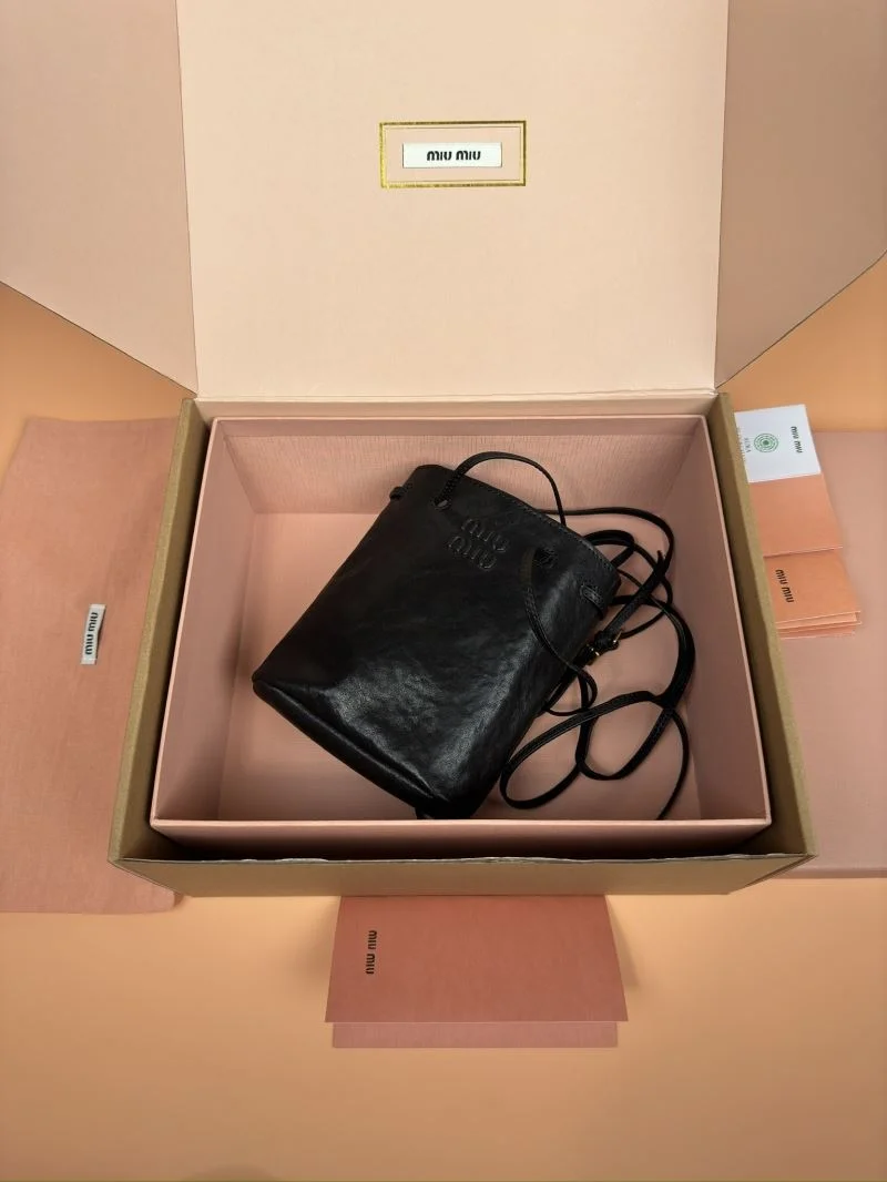 Miu Miu Shopping Bags Sleek 56009