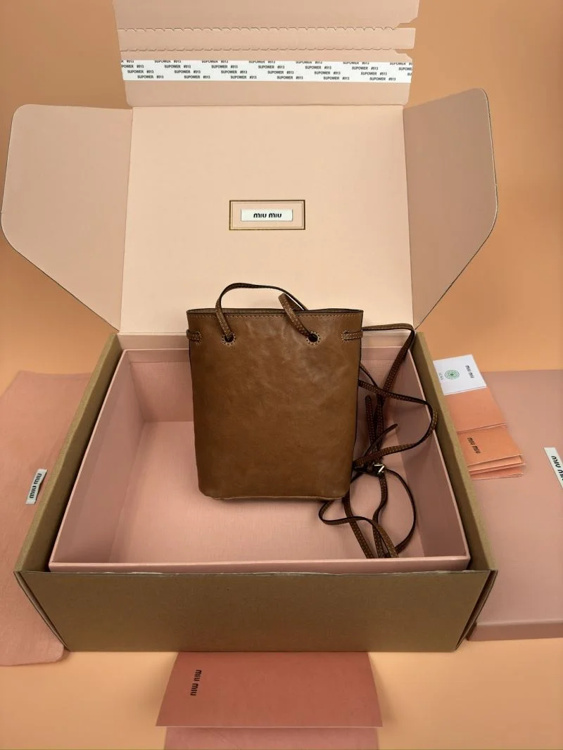 Miu Miu Shopping Bags GoAnywhere 56010