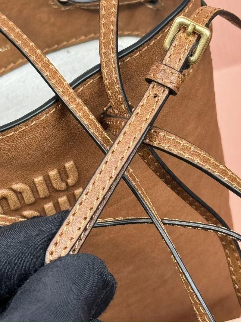Miu Miu Shopping Bags GoAnywhere 56010
