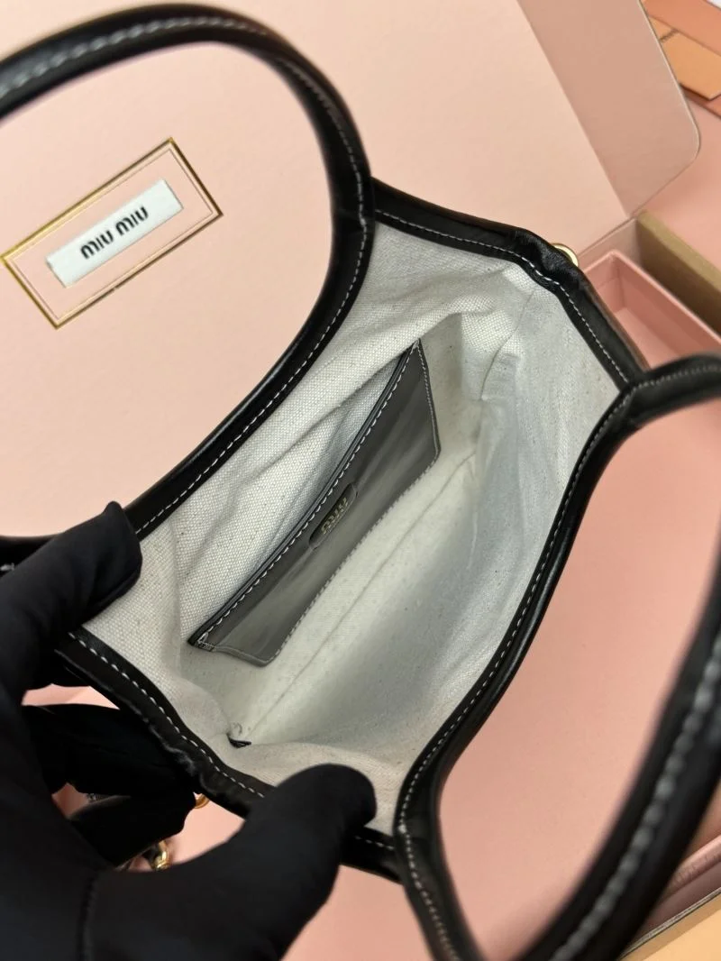 Breathable Miu Miu Shopping Bags 55998