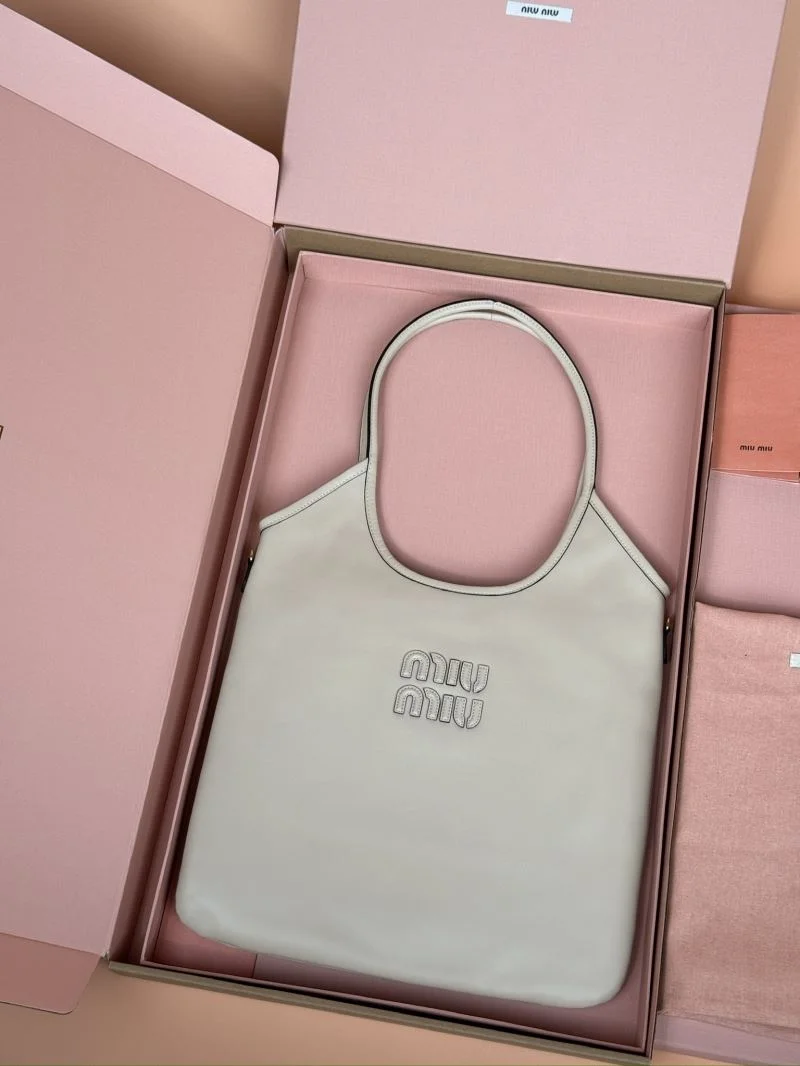 Sustainable Miu Miu Shopping Bags 55994