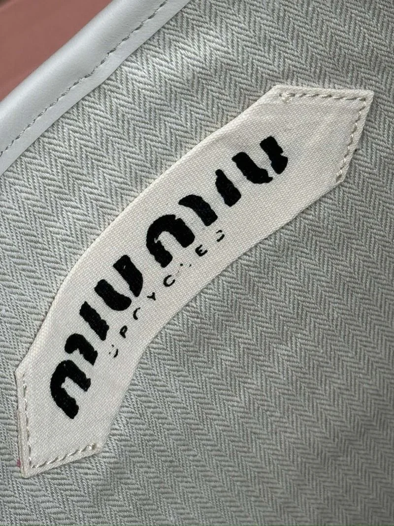 SmoothTexture Miu Miu Shopping Bags 56026
