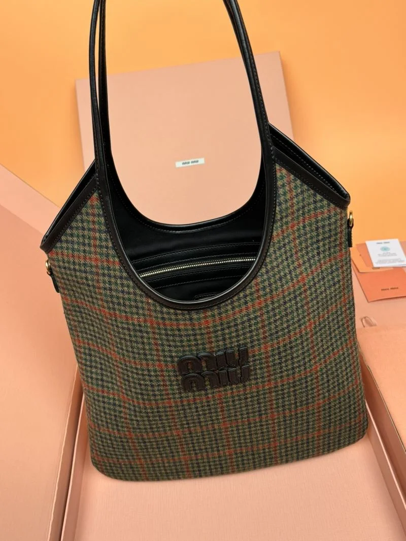 Miu Miu Shopping Bags Sophisticated 56017