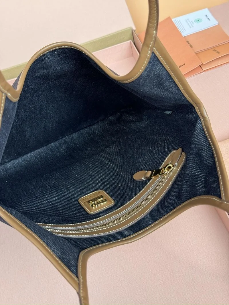 Miu Miu Shopping Bags Fashionable 55980