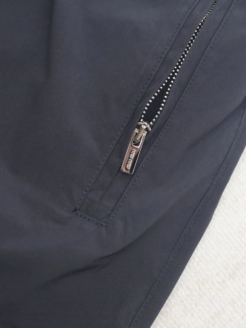 Miu Miu Short Pants GoodFit 163557