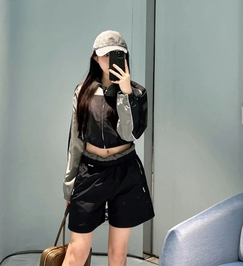 Miu Miu Short Pants GoodFit 163557
