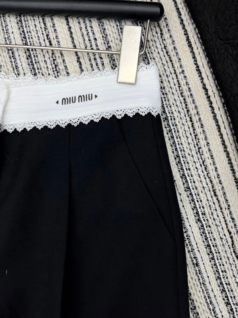 Popular Miu Miu Short Pants 152165