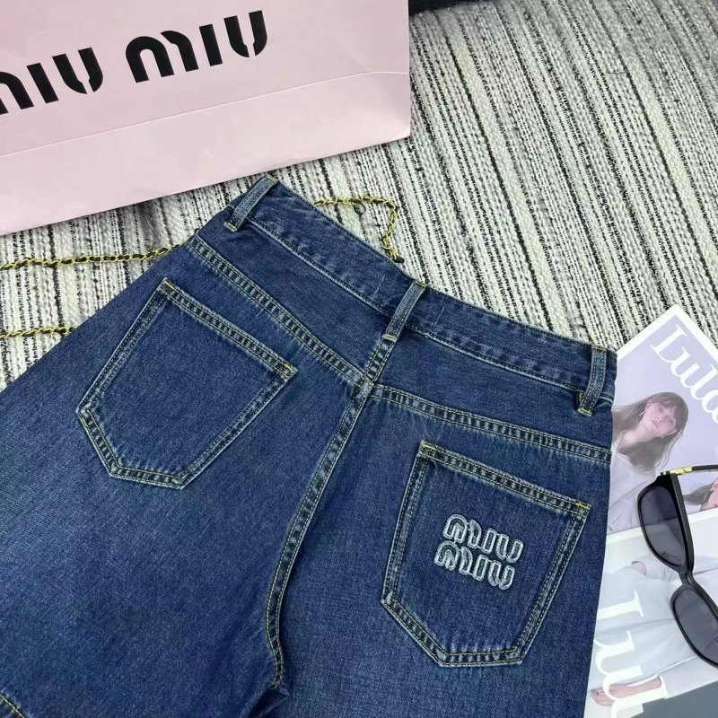 Miu Miu Short Pants Thermal 152140