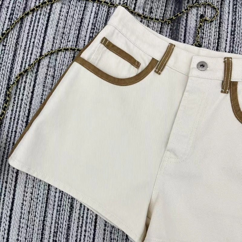Miu Miu Short Pants Elegant 151161