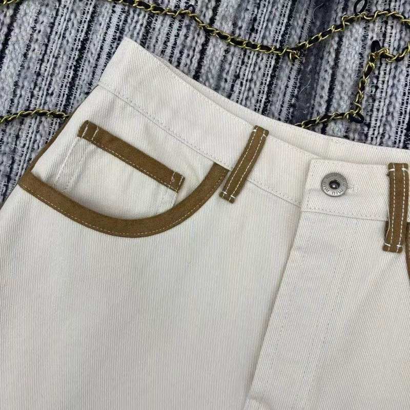 Miu Miu Short Pants Elegant 151161