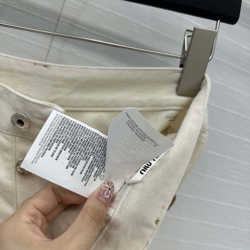 Miu Miu Short Pants Timeless 151160
