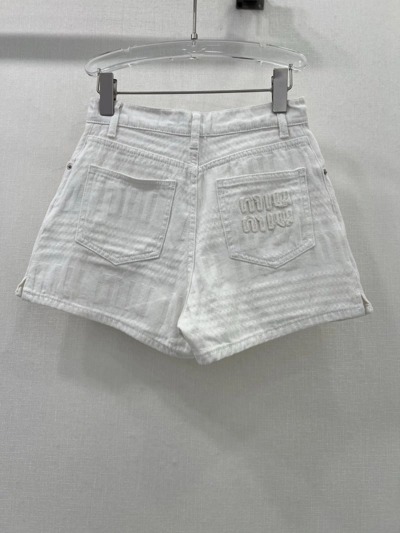 Breathable Miu Miu Short Pants 151159