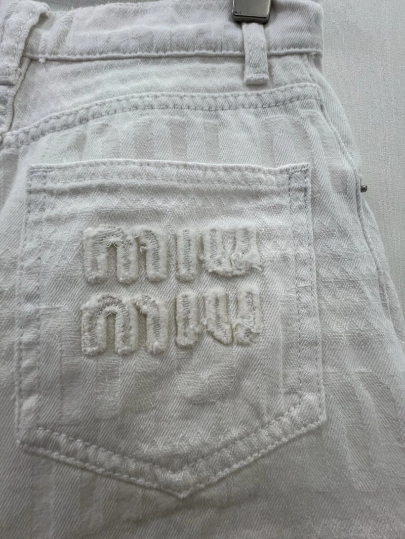 Breathable Miu Miu Short Pants 151159