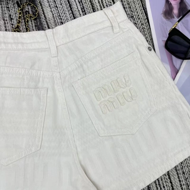 Miu Miu Short Pants Contemporary 151158