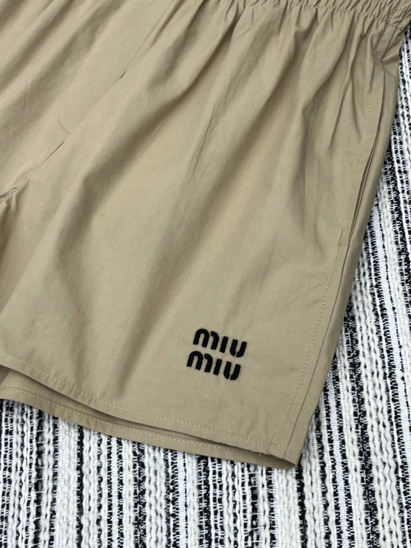 Miu Miu Short Pants Casual 151154