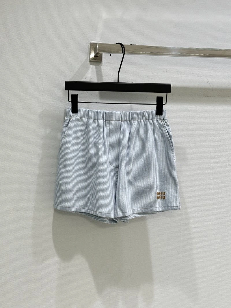 Miu Miu Short Pants Supportive 151145