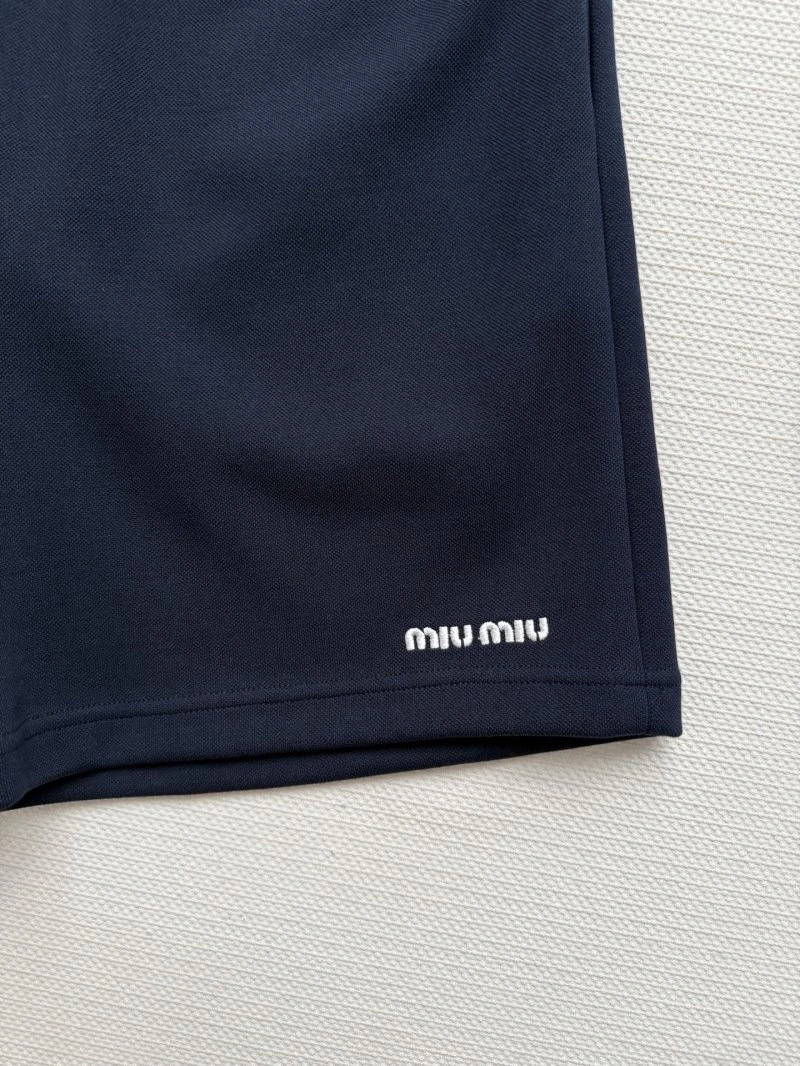 Miu Miu Short Pants MoistureWicking 151139
