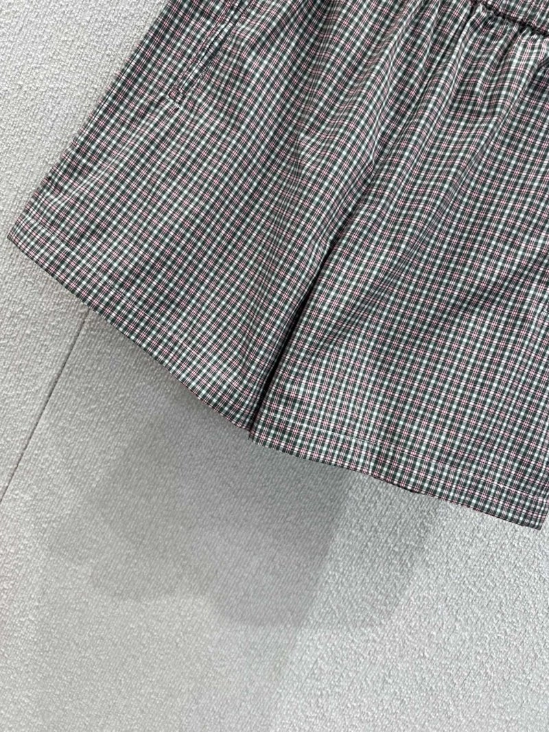 Miu Miu Short Pants TimelessDesign 156264