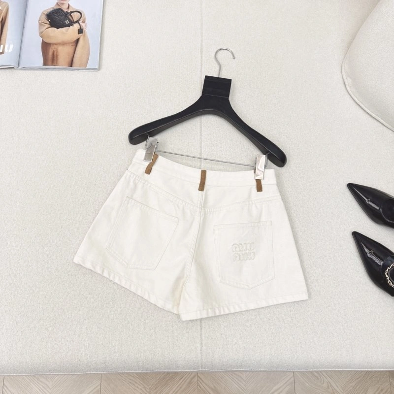 Miu Miu Short Pants Sophisticated 156275
