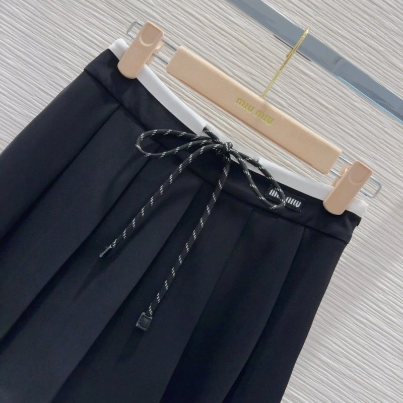 Miu Miu Short Pants MultiPurpose 156295