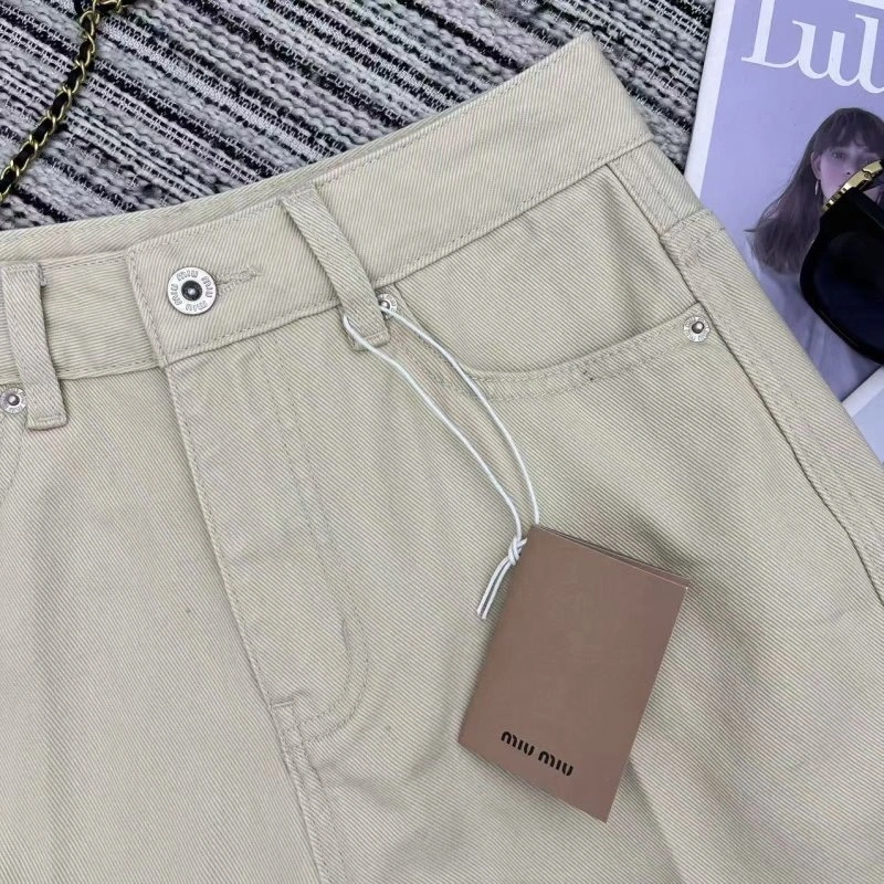 Miu Miu Short Pants ComfortFit 156254