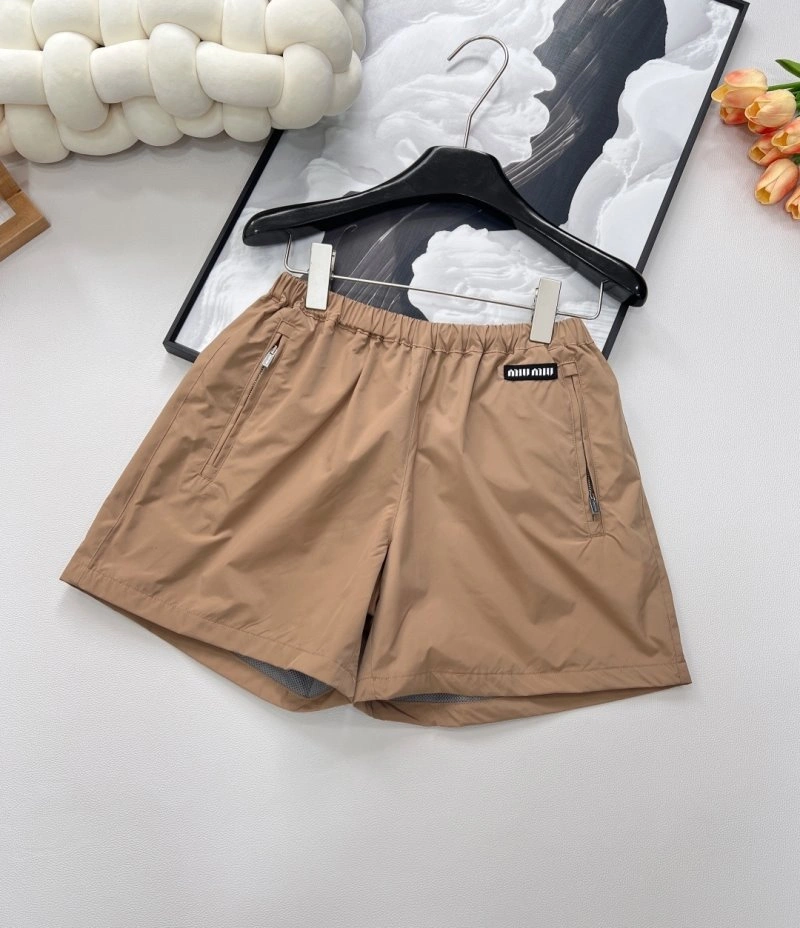 UrbanChic Miu Miu Short Pants 148700