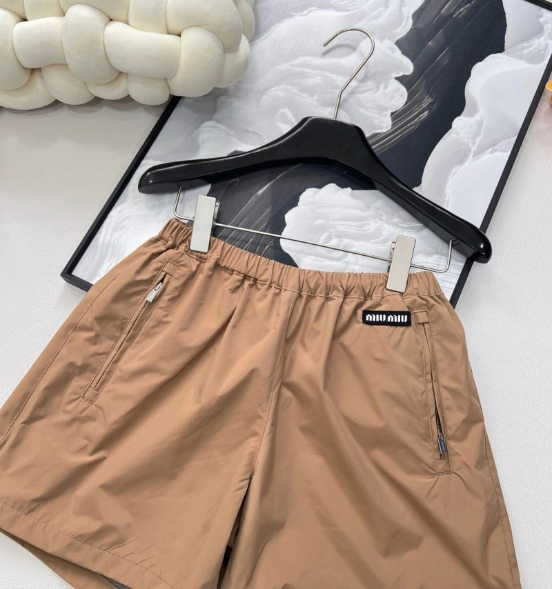 UrbanChic Miu Miu Short Pants 148700