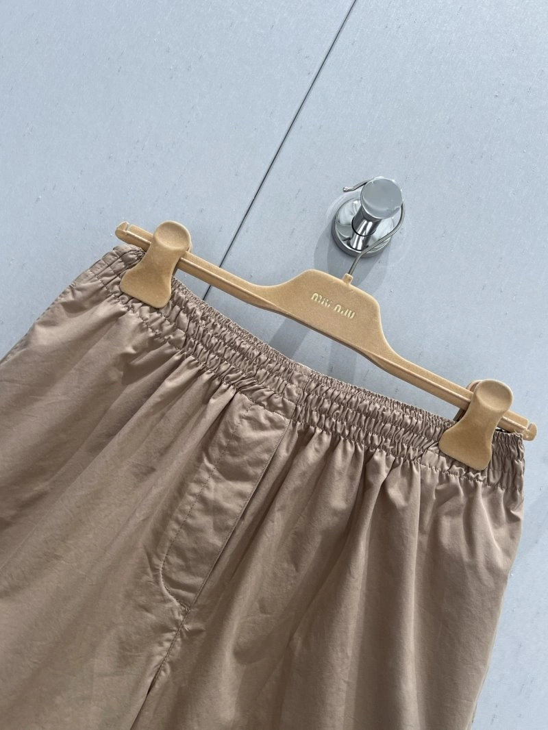 Miu Miu Short Pants Fashionable 148709
