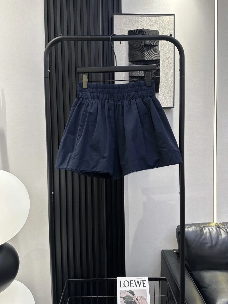 Versatile Miu Miu Short Pants 148695