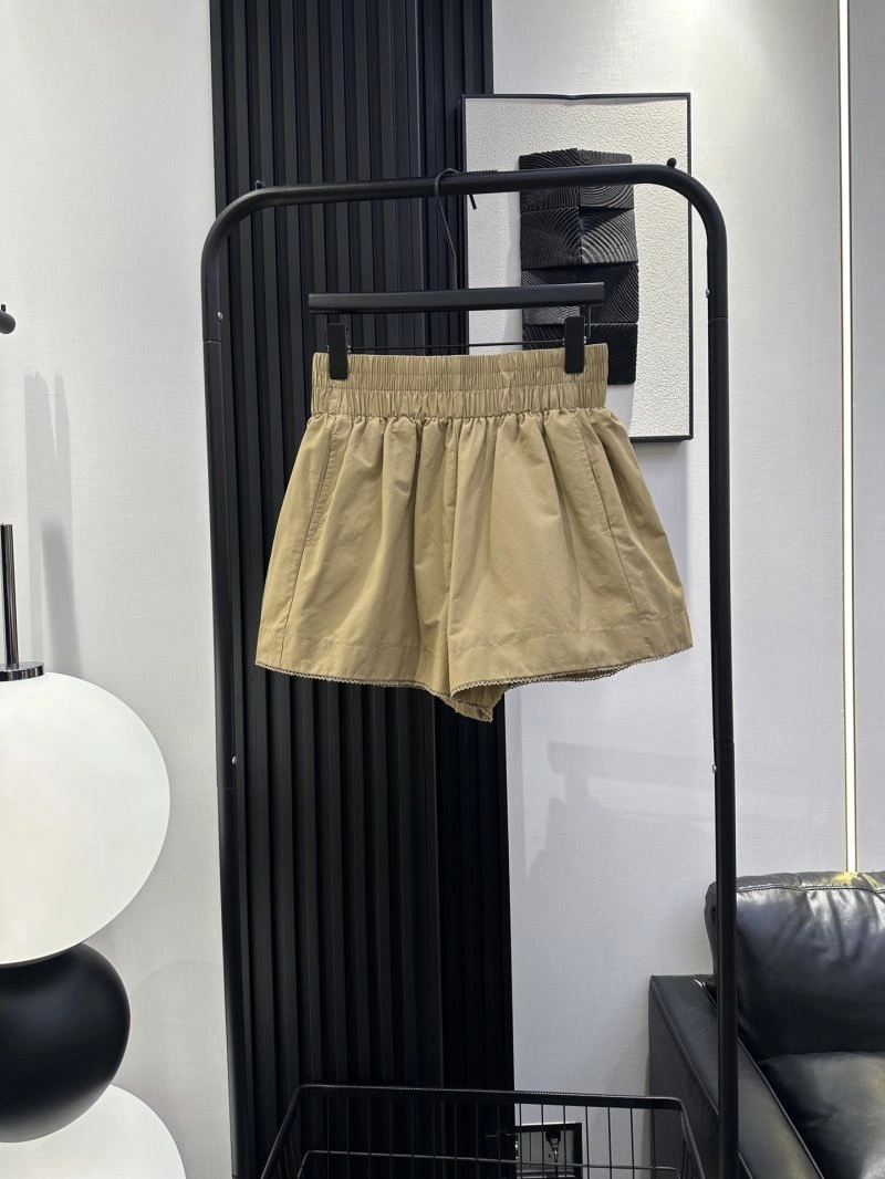 Versatile Miu Miu Short Pants 148695