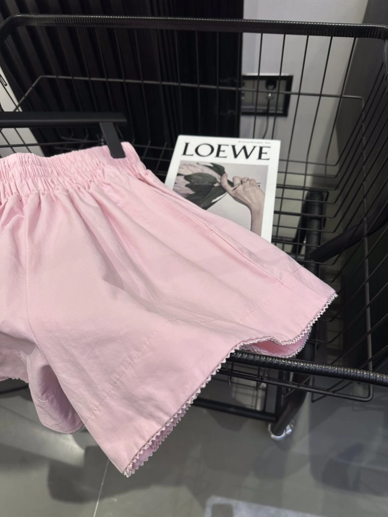 Versatile Miu Miu Short Pants 148695