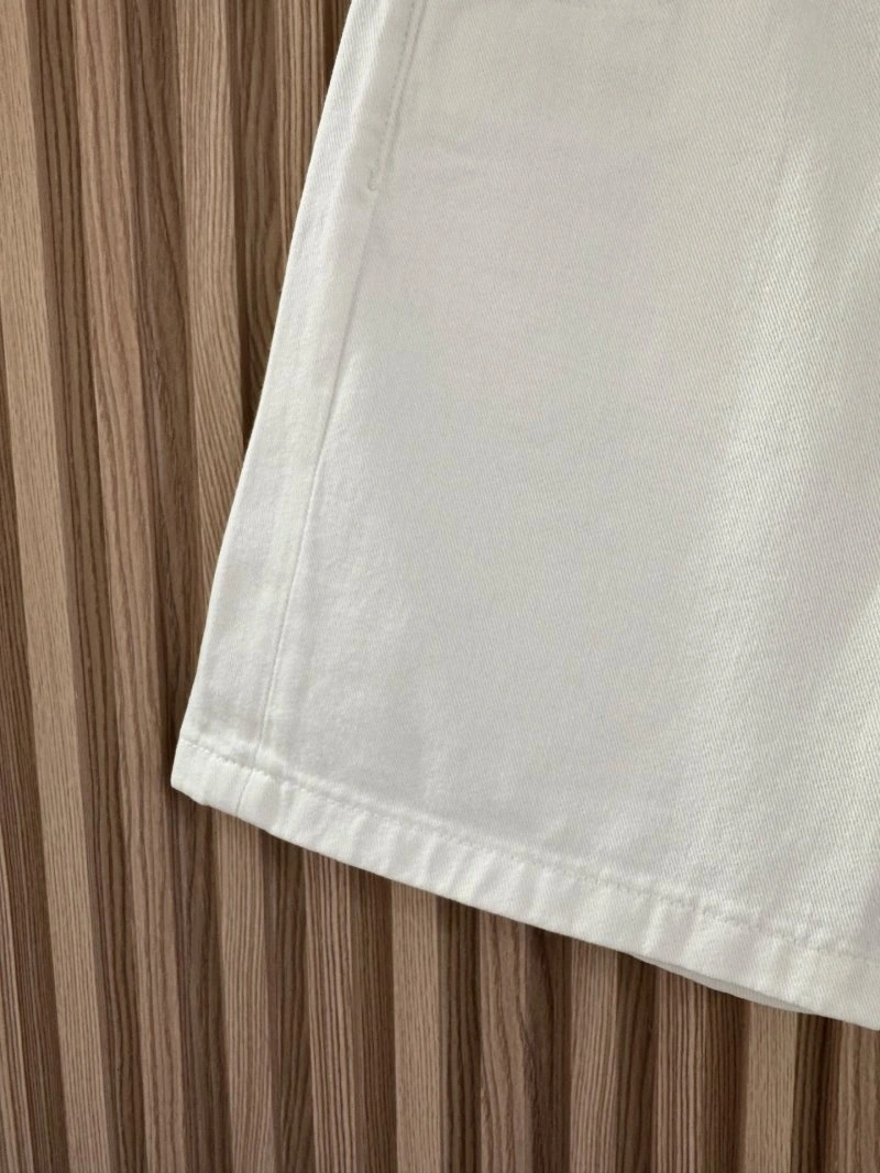 Miu Miu Short Pants Elegant 148692