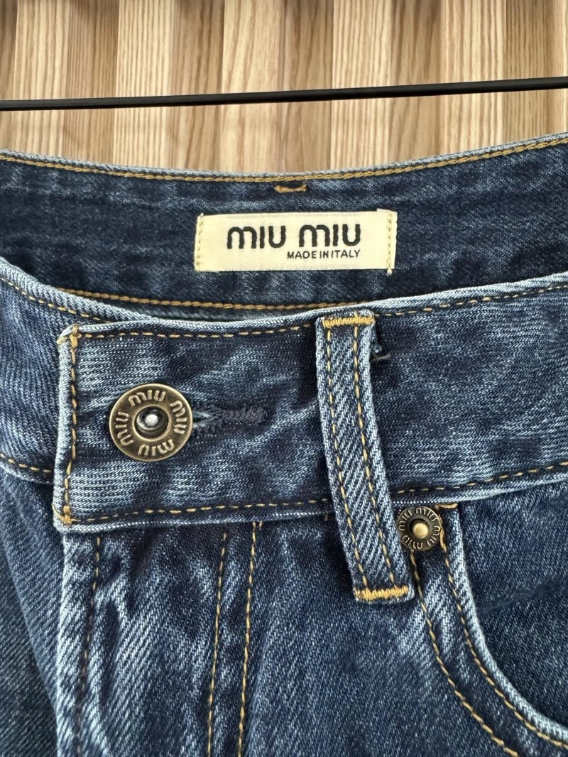 Miu Miu Short Pants Contemporary 148688