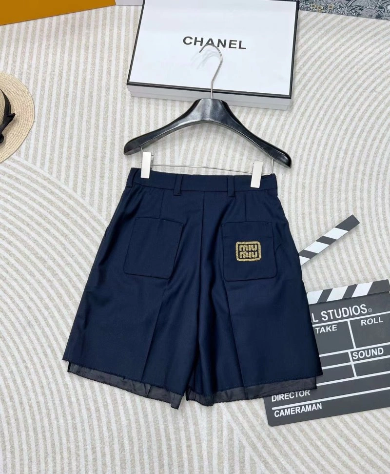 Miu Miu Short Pants WellDesigned 154462