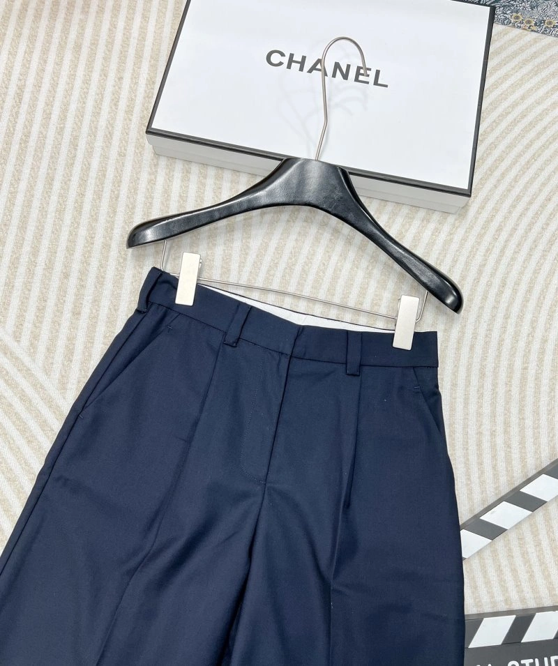 Miu Miu Short Pants WellDesigned 154462