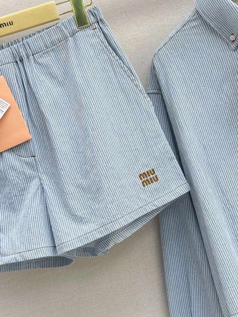 Miu Miu Short Pants HighQuality 152991