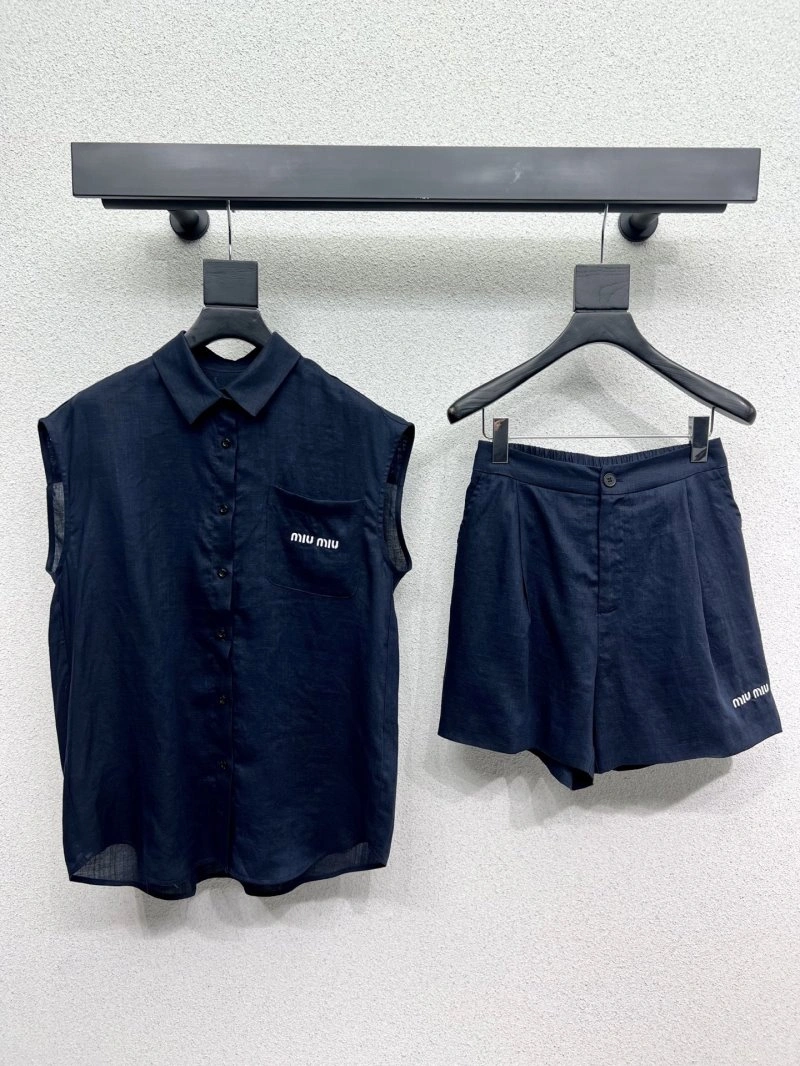 Contemporary Miu Miu Short Suits 151130