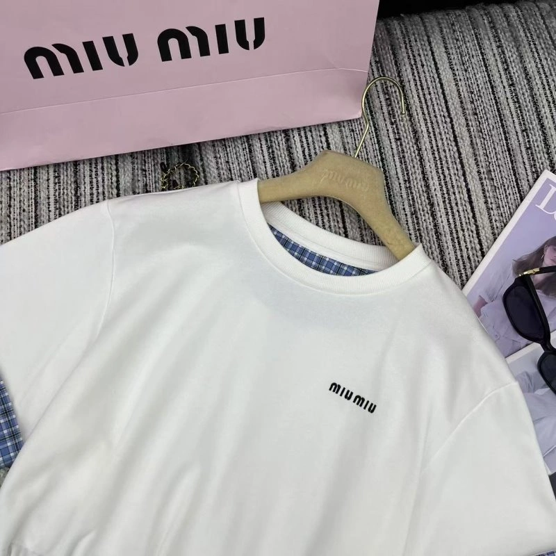 Miu Miu Short Suits ModernLook 151157