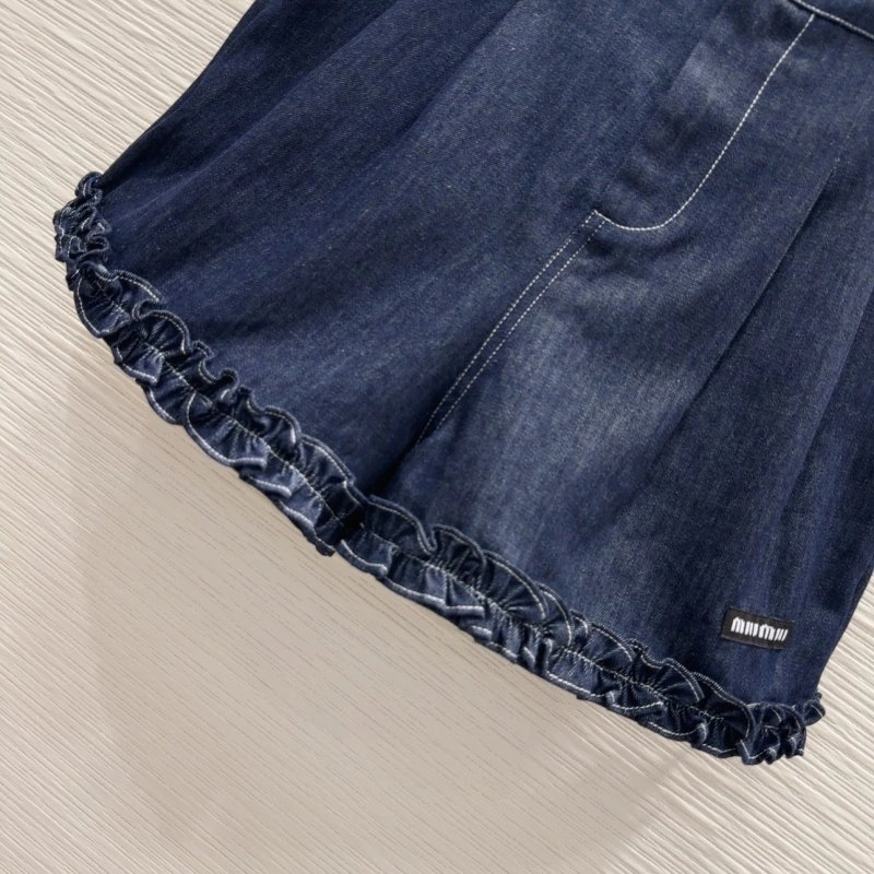 Sleek Miu Miu Short Suits 151144