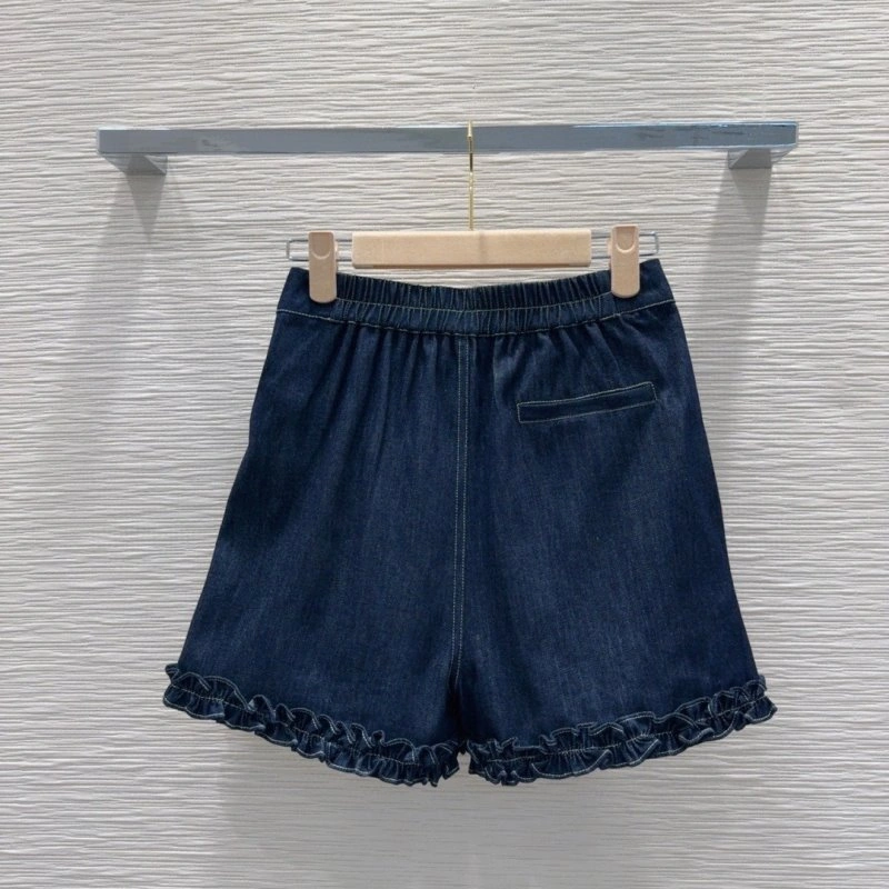 Sleek Miu Miu Short Suits 151144