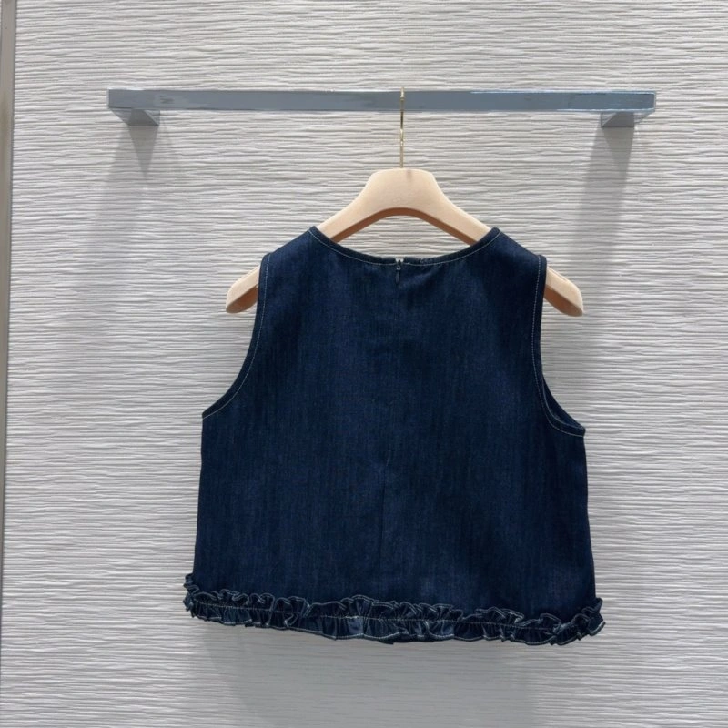 Sleek Miu Miu Short Suits 151144