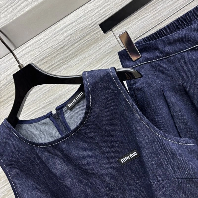 Miu Miu Short Suits Packable 151126