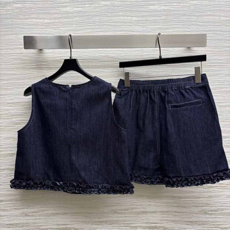 Miu Miu Short Suits Packable 151126
