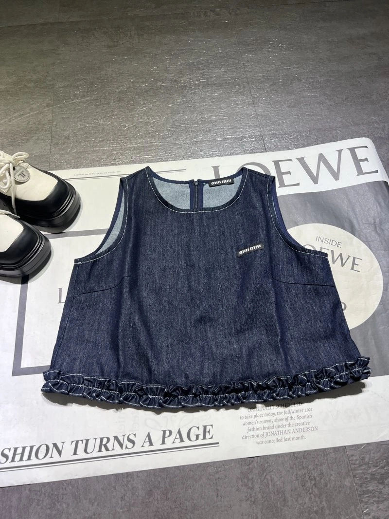 Durable Miu Miu Short Suits 151128