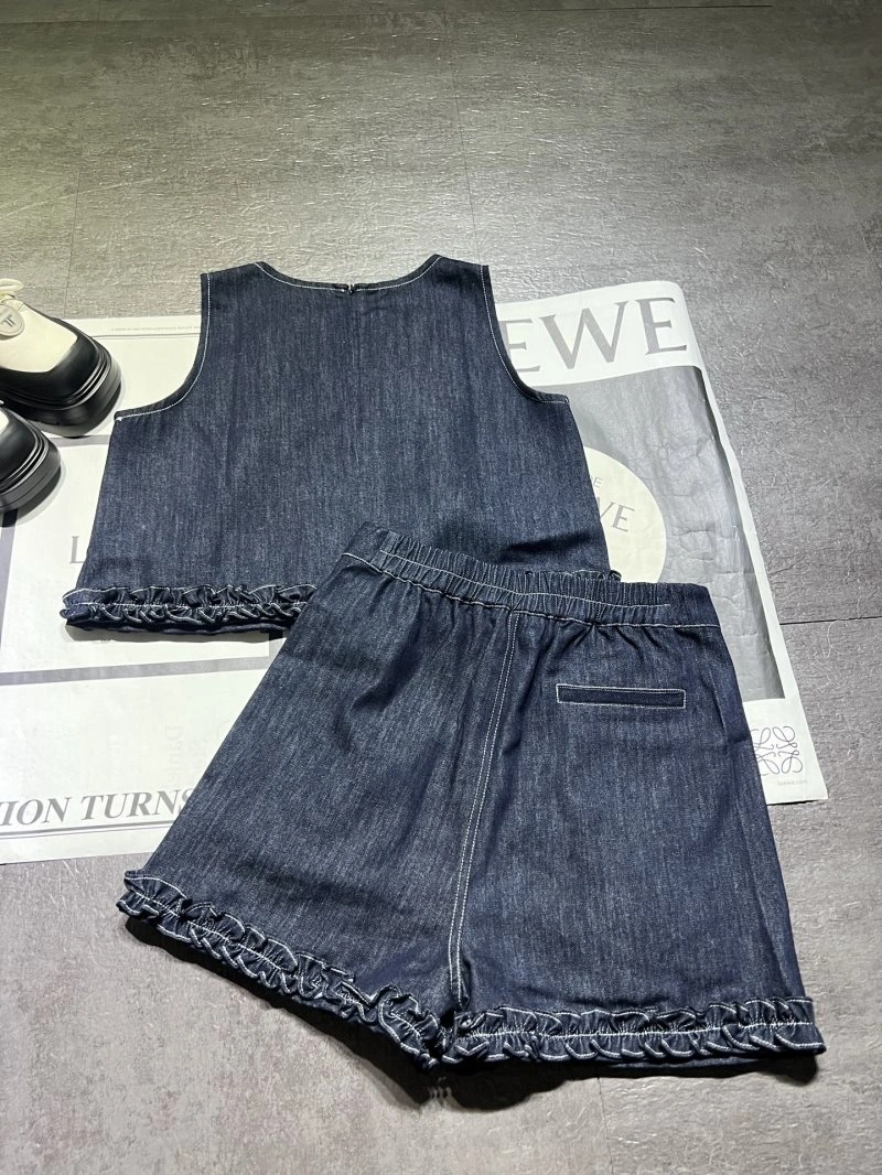 Durable Miu Miu Short Suits 151128